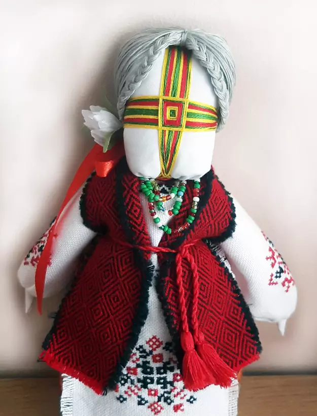 Лялька-мотанка: історія і традиції виготовлення